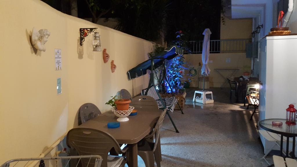 Kokoni Apartments Ambelokipi, Athen Exterior foto